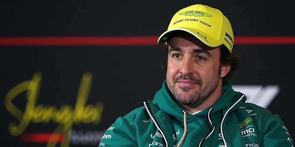 Aston Martin DB12 中古市場觀察：上市一年後價格趨勢與性能解析